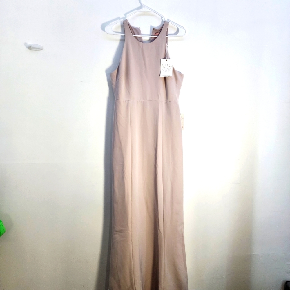 Show me your Mumu Size Medium NWT Elegant Beige Sleeveless Dress